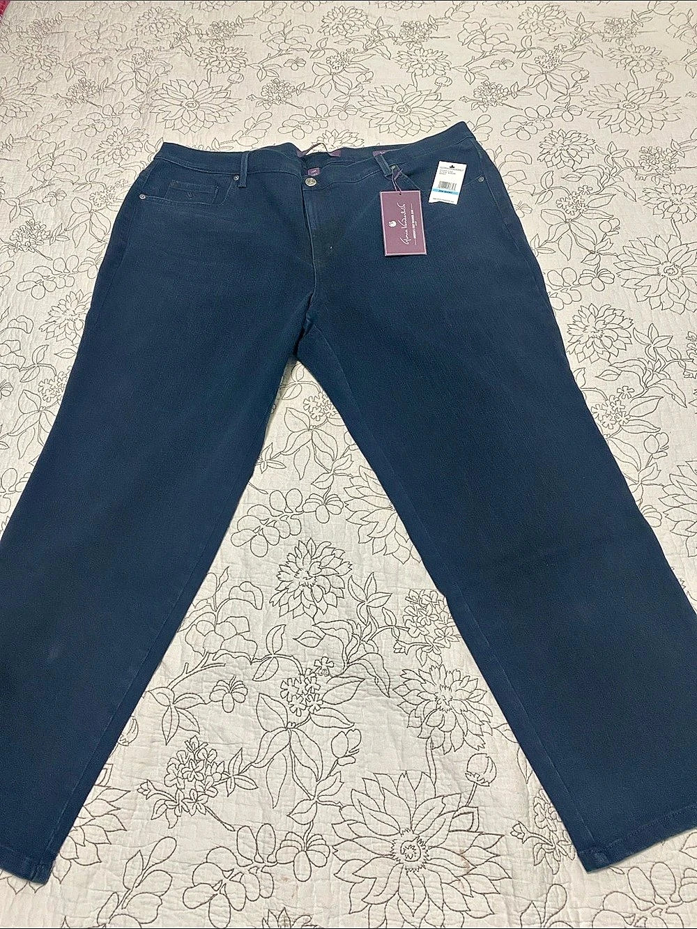 Gloria Vanderbilt Amanda Straight Leg Jeans in Black 20W Short NWT